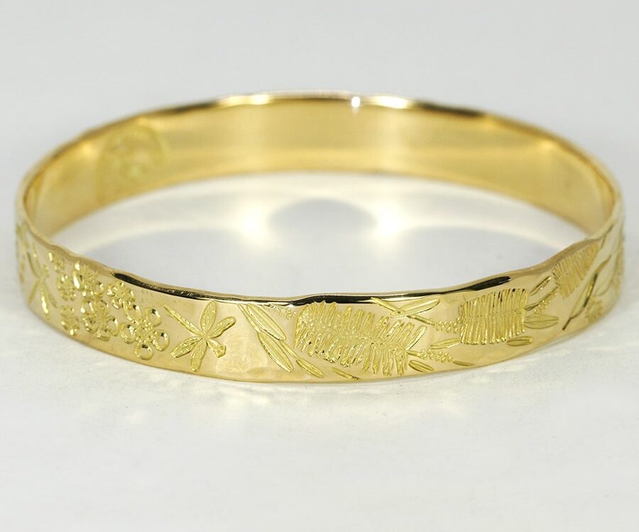 'Southwest Garden', 18ct Yellow Gold bangle