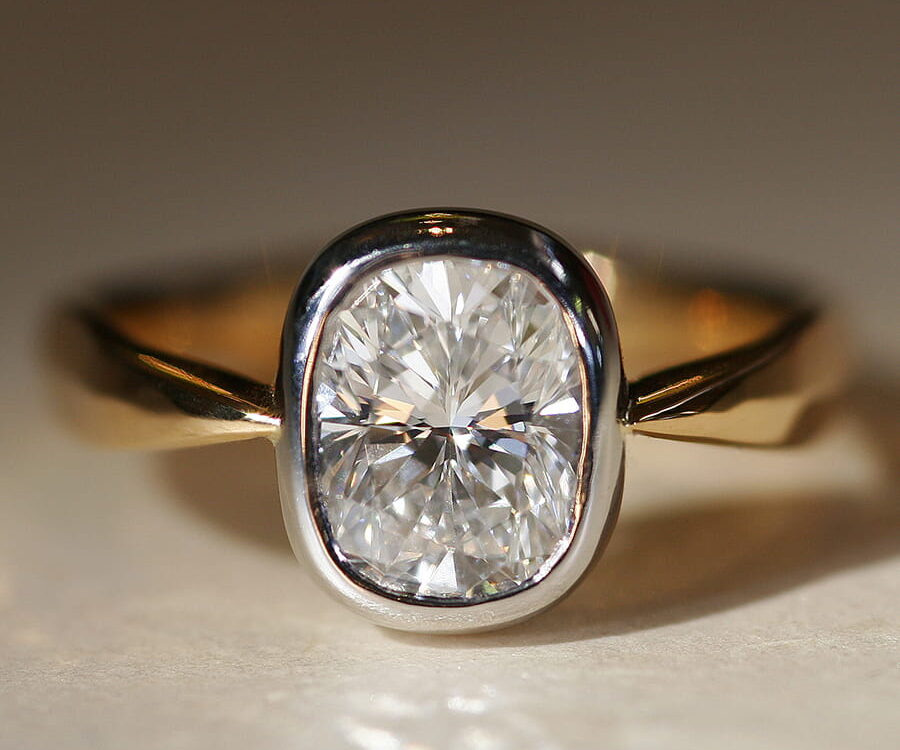 11. 18ct Yellow and White Gold, set with Diamond