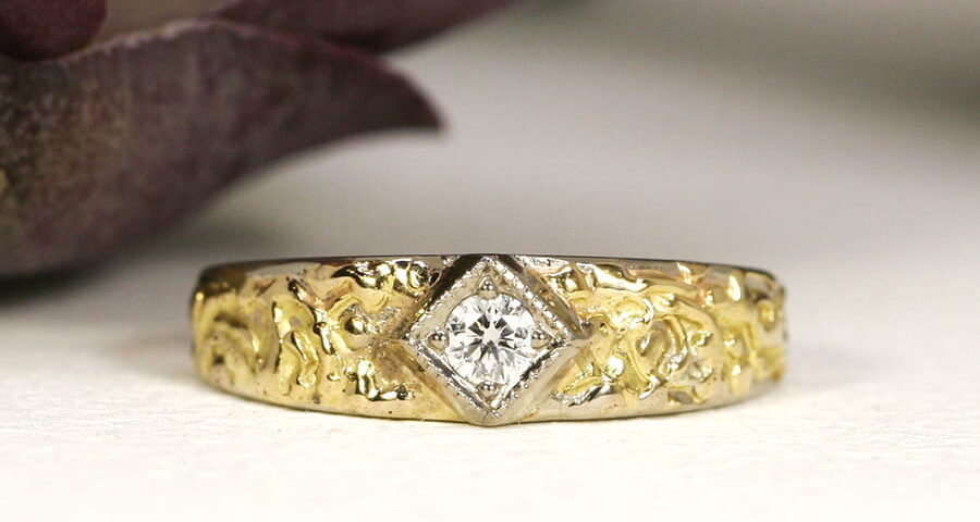 20. 'Star of the South', 18ct White and Yellow gold, set with 11pt Diamond