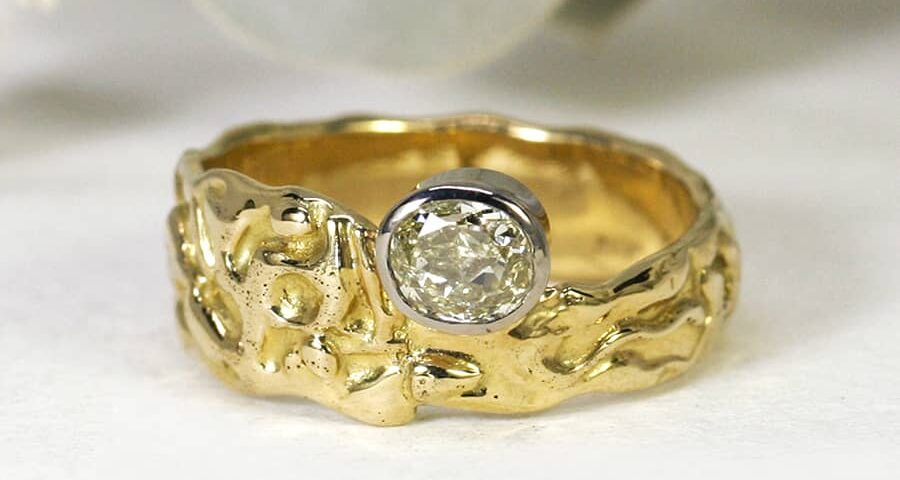 9. 'Golden Summers', 18ct Yellow Gold, set with 0.82ct golden Elendale Diamond