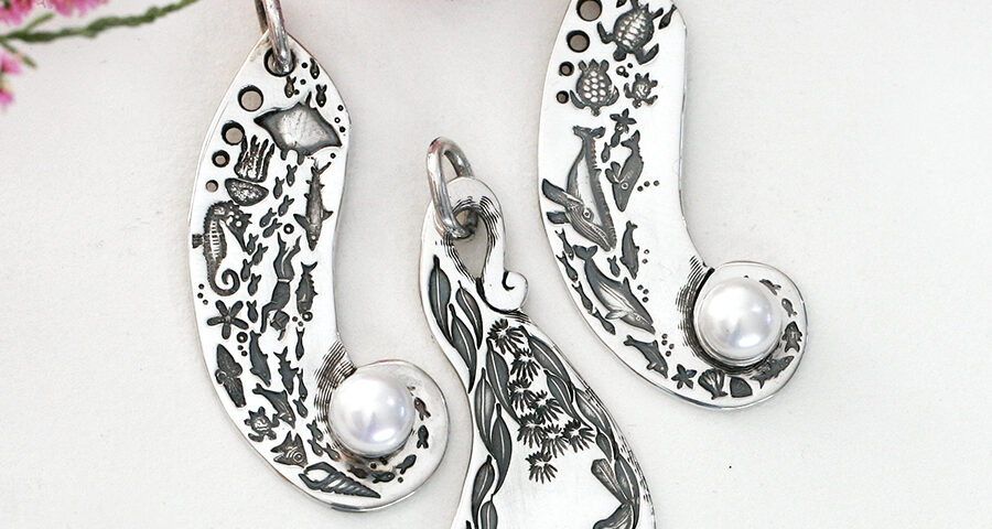 ocean-wrens-gumleaves-pearl-pendants-john-miller-design