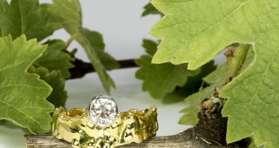 'Lasseters Reef' 18ctyellow gold fused ring set with 70pt VS C2 H&A Argyle Champagne diamond