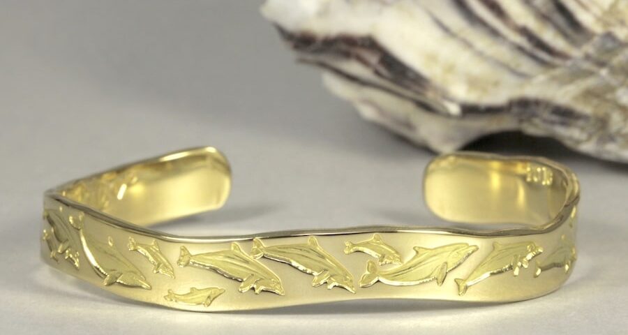 Dolphin Dreaming 18ct Yellow Gold Cuff