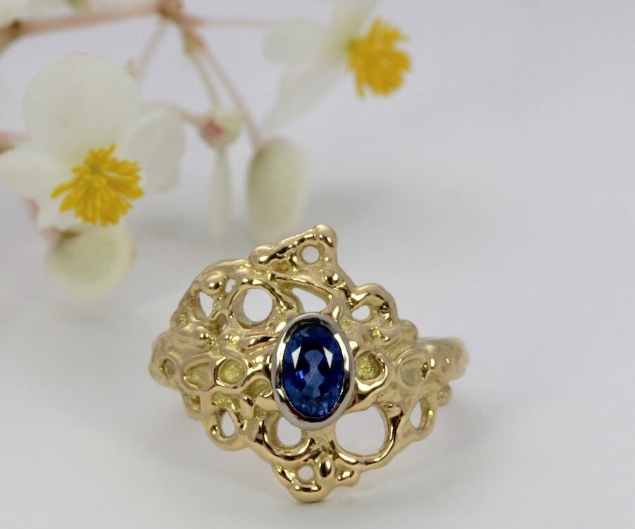 Blue Horizons 18ct Fused Gold 0.65ct Ceylon Sapphire Ring
